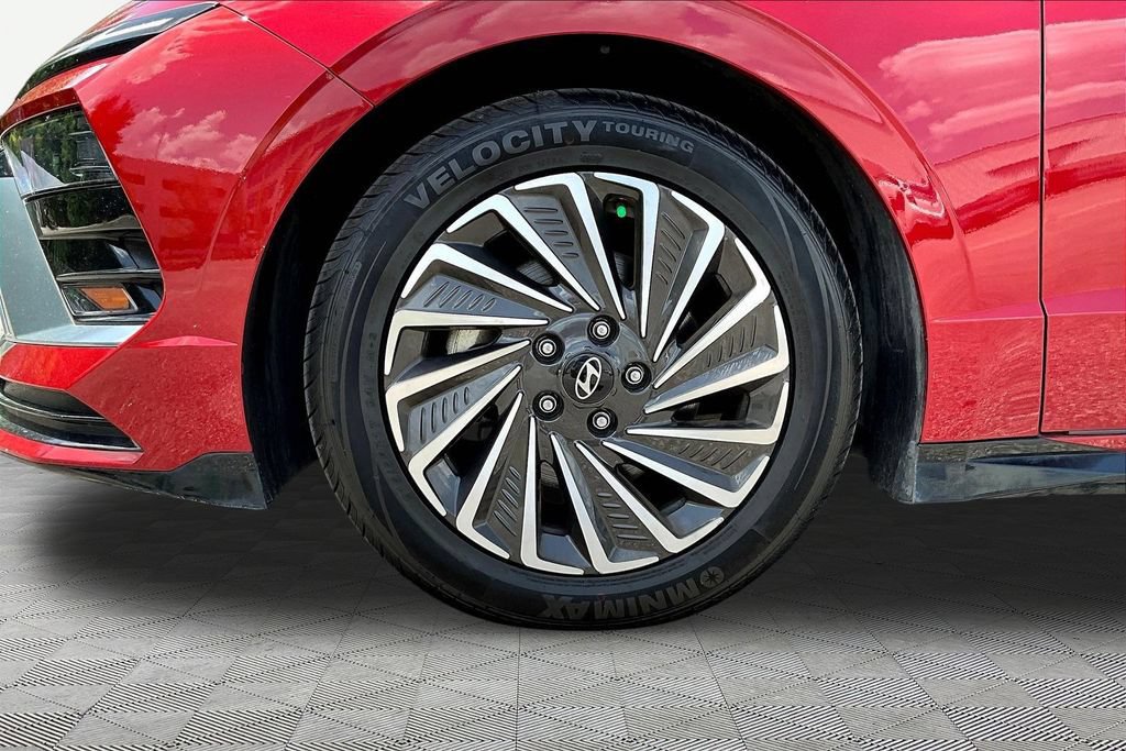 Used 2025 Hyundai Sonata SEL FWD image 34