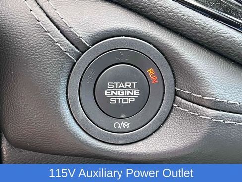 Used 2022 Dodge Durango GT image 38