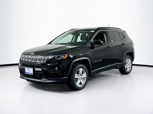 Used 2022 Jeep Compass Latitude AWD/4WD image 1