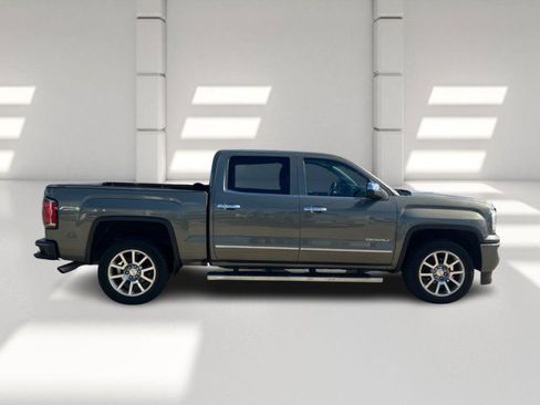 Used 2018 GMC Sierra 1500 Denali image 4