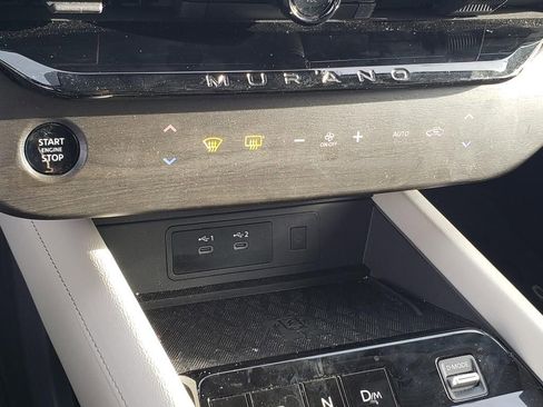 Used 2025 Nissan Murano SV image 34