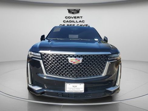 Used 2022 Cadillac Escalade ESV Premium Luxury image 2