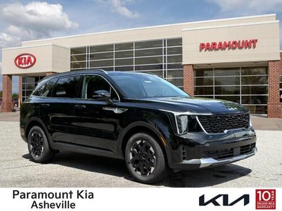 New 2025 Kia Sorento S