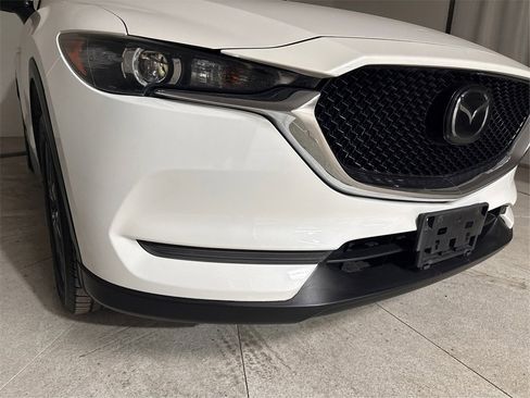 Used 2018 MAZDA CX-5 Touring image 16