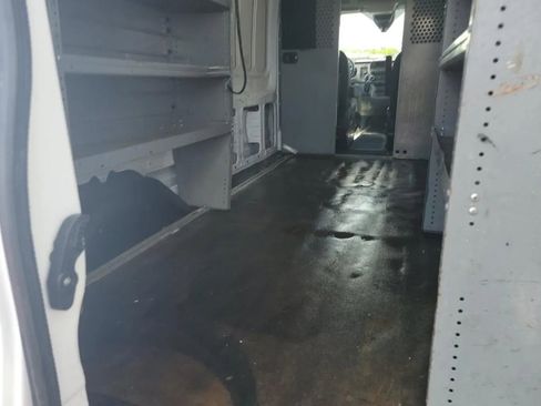 Used 2021 Ford Transit 350 Medium Roof RWD image 11