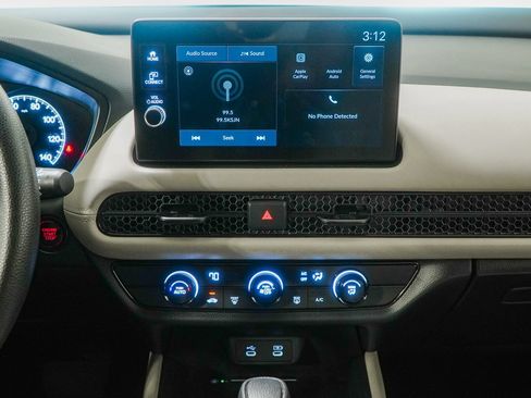 Certified 2026 Honda HR-V LX image 24