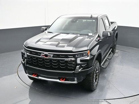 New 2026 Chevrolet Silverado 1500 ZR2 w/ LPO, Utility Wall Package image 58