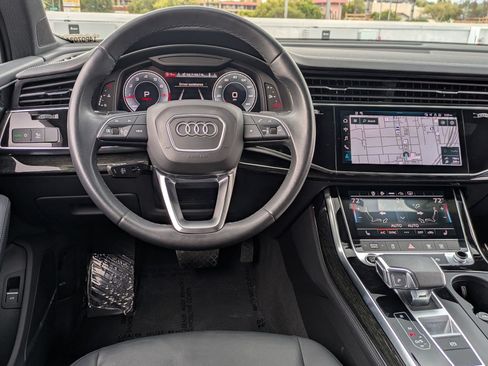 Used 2023 Audi Q7 2.0T Premium Plus w/ Premium Plus Package AWD/4WD image 8