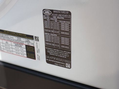 New 2025 Land Rover Range Rover SE image 27