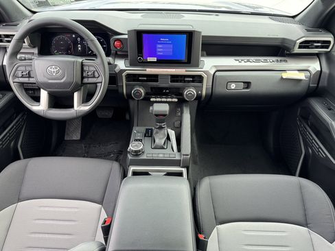 New 2025 Toyota Tacoma TRD Off-Road image 4