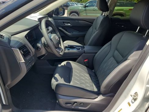 New 2026 Nissan Rogue Platinum AWD/4WD image 22