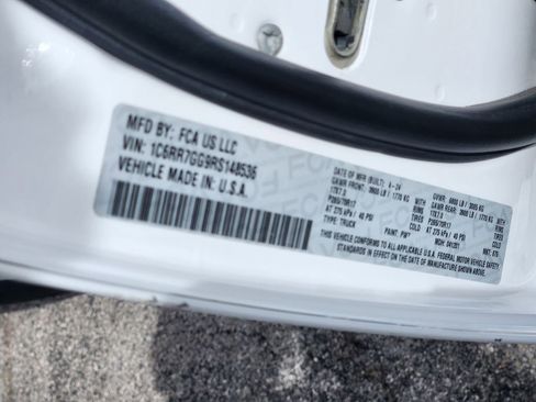 Used 2024 RAM 1500 Classic SLT image 33