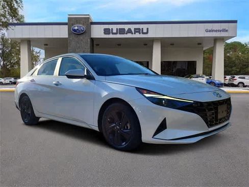 Used 2022 Hyundai Elantra SEL w/ Cargo Package image 7