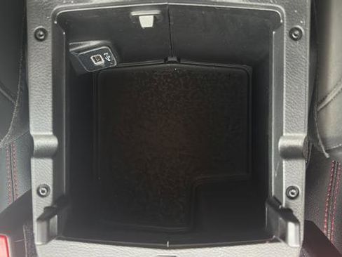 Used 2023 Jeep Wrangler Unlimited Rubicon AWD/4WD image 24