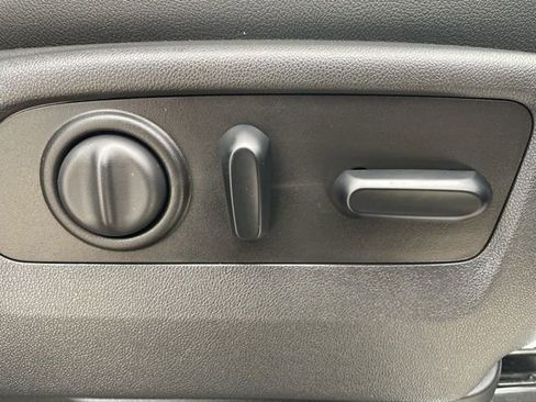 Used 2020 Chevrolet Silverado 3500 LTZ w/ LTZ Premium Package image 13