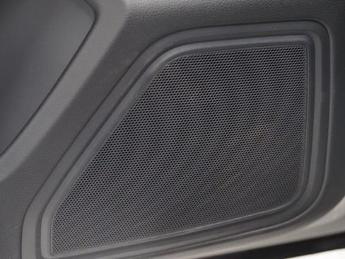 Certified 2026 Porsche Macan AWD/4WD image 21