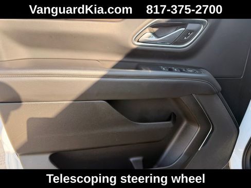 Used 2022 Chevrolet Suburban LS w/ Driver Alert Package image 17