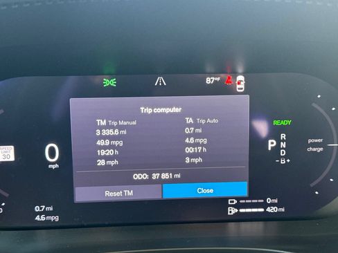 Used 2025 Volvo XC60 T8 Plus w/ Protection Package Premier AWD/4WD image 10