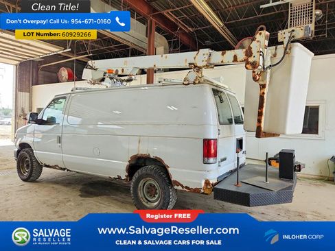 Used 2009 Ford E-350 and Econoline 350 Super Duty RWD image 3