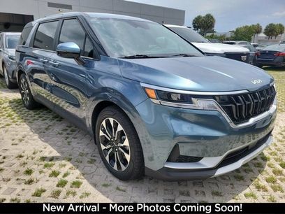 Used 2024 Kia Carnival EX