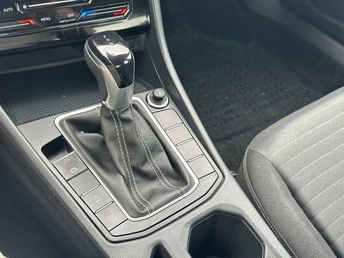 Used 2025 Volkswagen Jetta S FWD image 25