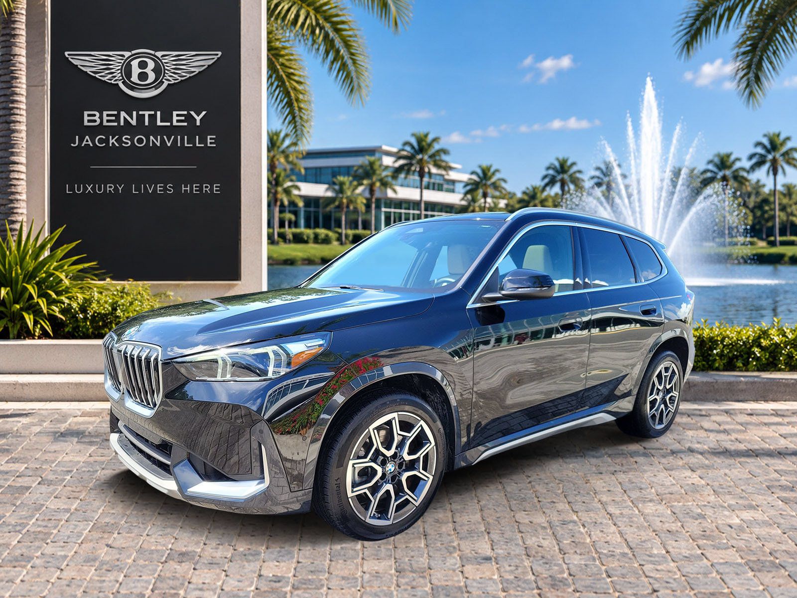 Used 2025 BMW X1 xDrive28i w/ Convenience Package AWD/4WD image 6