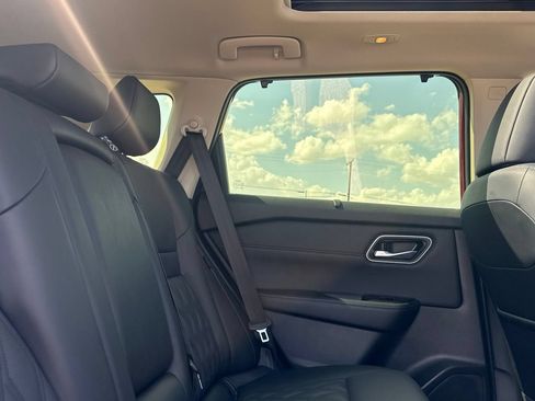 Certified 2026 Nissan Rogue Platinum AWD/4WD image 31