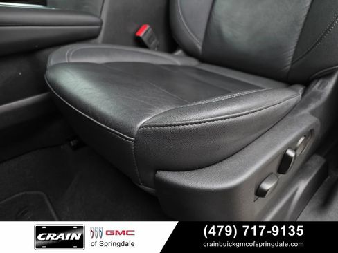 Used 2025 Chevrolet Tahoe Z71 AWD/4WD image 23