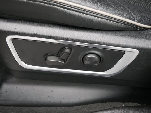 Used 2022 RAM 1500 Laramie w/ Sport Appearance Package AWD/4WD image 20