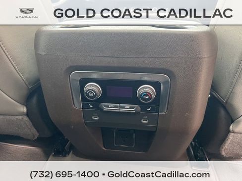 Used 2022 Chevrolet Tahoe Z71 w/ Z71 Off-Road Package image 9