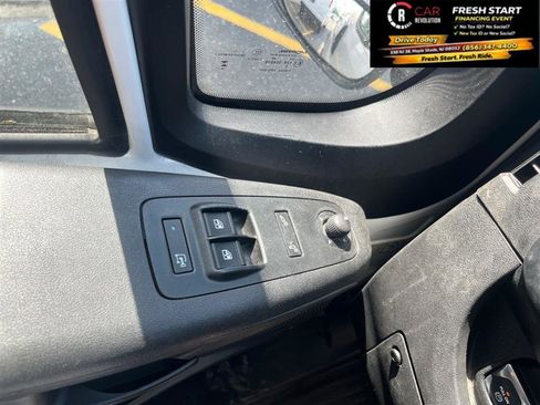 Used 2025 RAM ProMaster 2500 w/ Convenience Group FWD image 22