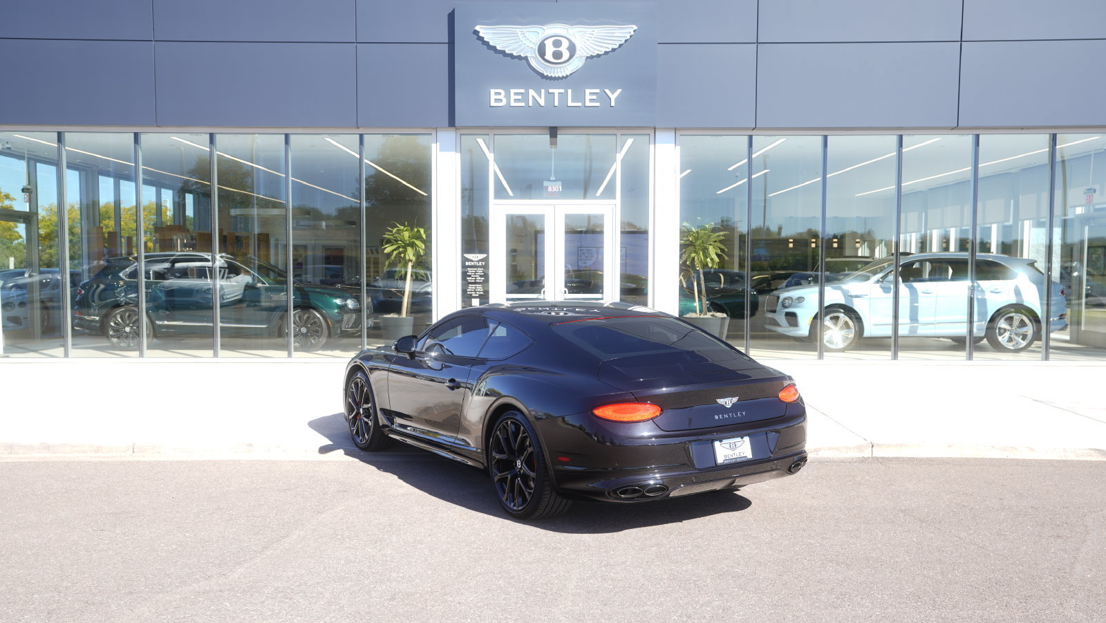 Certified 2023 Bentley Continental GT V8 AWD/4WD image 8