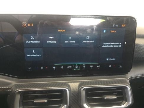 Used 2025 Ford Mustang Premium image 21