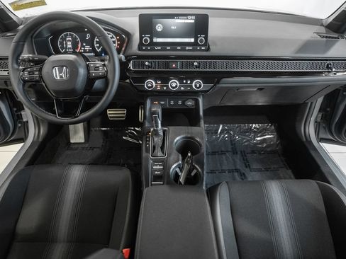 Used 2025 Honda Civic Sport image 17
