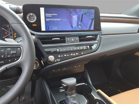 Used 2023 Lexus ES 350 350 w/ Premium Package image 19