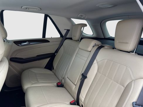 Used 2016 Mercedes-Benz GLE 350 4MATIC w/ Premium Package image 37