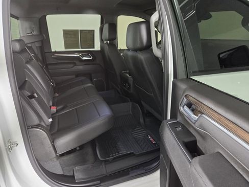 Used 2025 Chevrolet Silverado 2500 LT w/ Trail Boss Package image 32