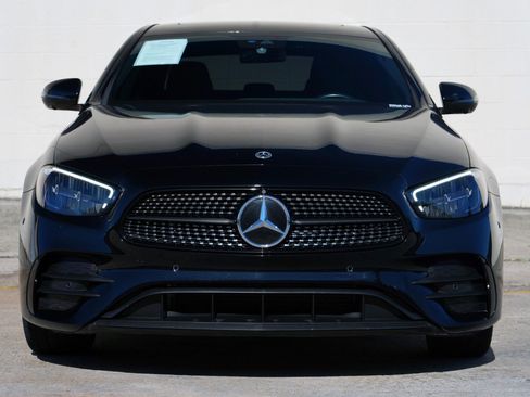 Used 2021 Mercedes-Benz E 350 Sedan w/ Premium Package image 6
