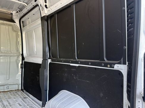 Used 2025 RAM ProMaster 2500 w/ Convenience Group FWD image 8