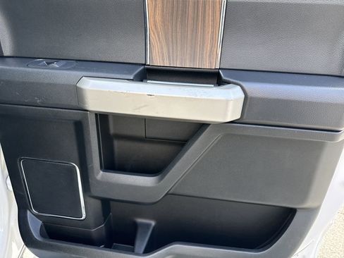 Used 2016 Ford F150 Lariat w/ Equipment Group 502A Luxury image 16