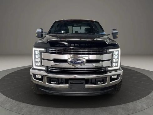 Used 2018 Ford F250 Lariat w/ Chrome Package AWD/4WD image 12