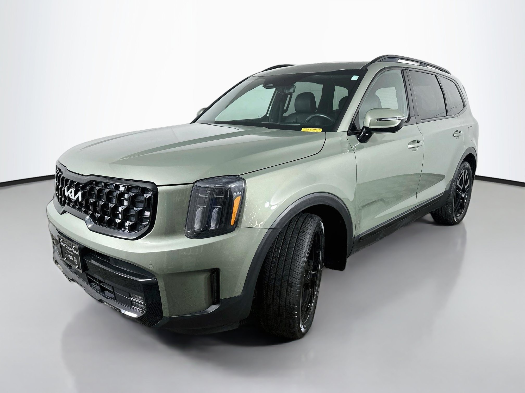 Used 2024 Kia Telluride SX Prestige X-Line AWD/4WD image 3