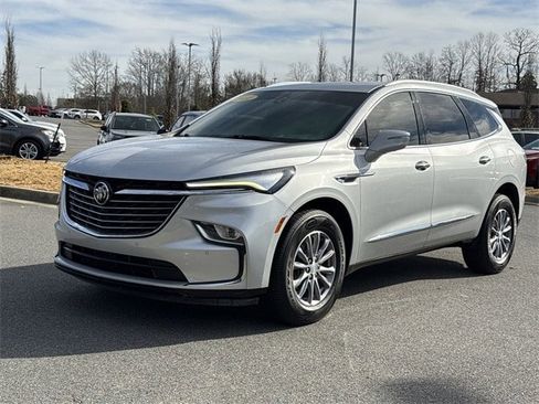 Used 2022 Buick Enclave Premium image 4