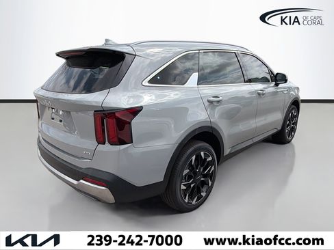 New 2026 Kia Sorento EX image 5