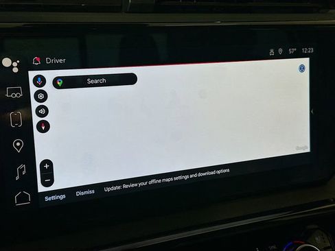 Used 2024 GMC Sierra 1500 AT4 w/ Technology Package image 16