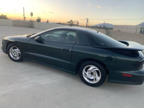 Used 1994 Pontiac Firebird Coupe RWD image 14