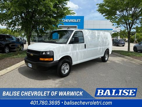 Used 2025 Chevrolet Express 2500 Extended w/ Driver Convenience Package RWD image 1