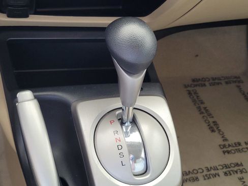 Used 2008 Honda Civic Hybrid Sedan image 25