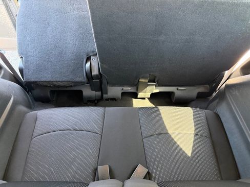 Used 2016 Dodge Journey SE w/ Flexible Seating Group FWD image 29