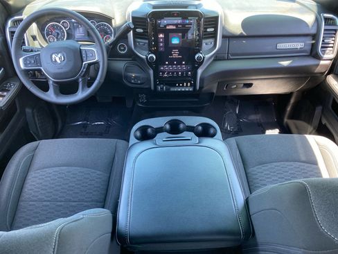 Used 2025 RAM 2500 Big Horn AWD/4WD image 10